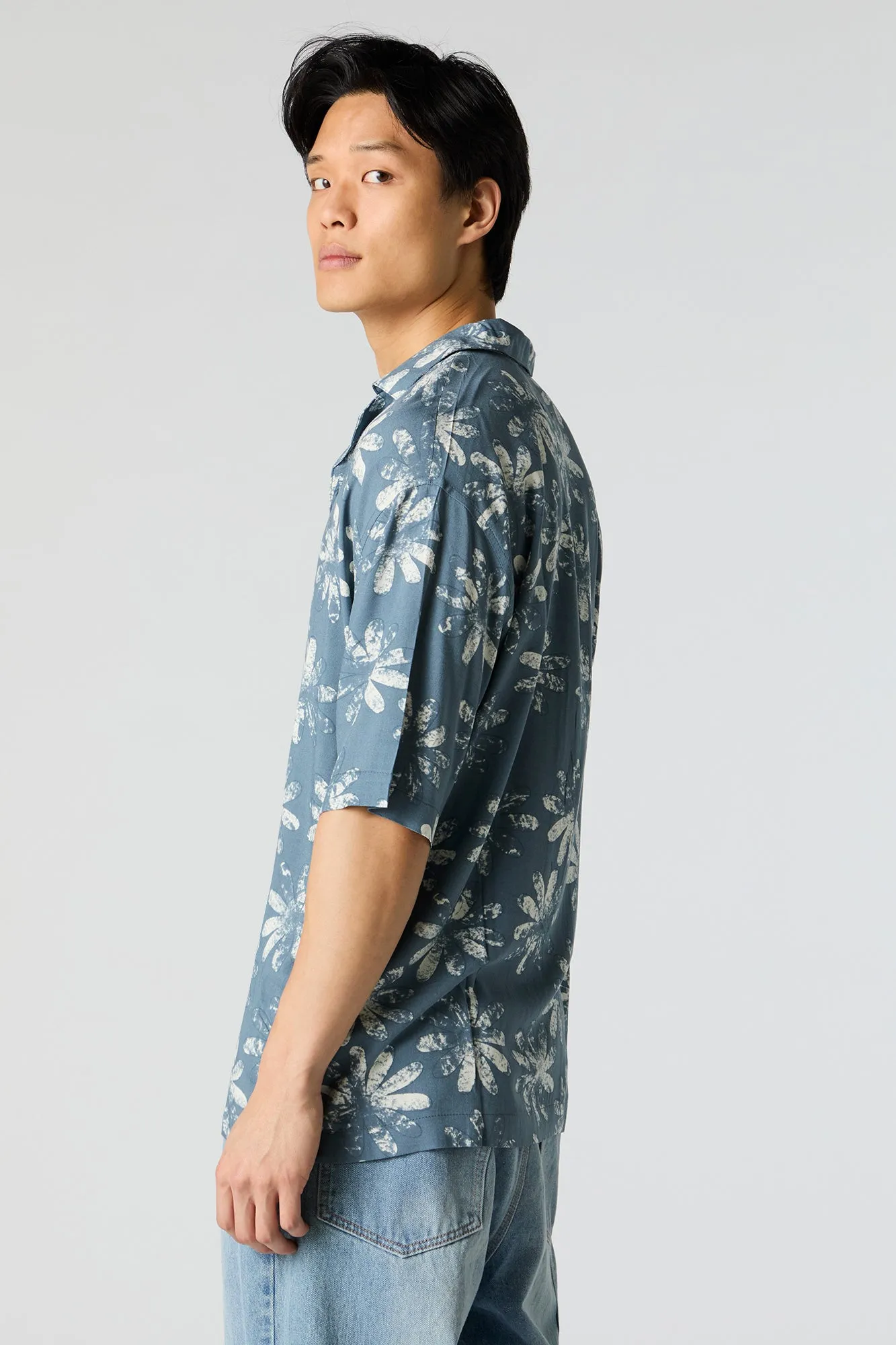 Daisy Print Short Sleeve Button-Up Top