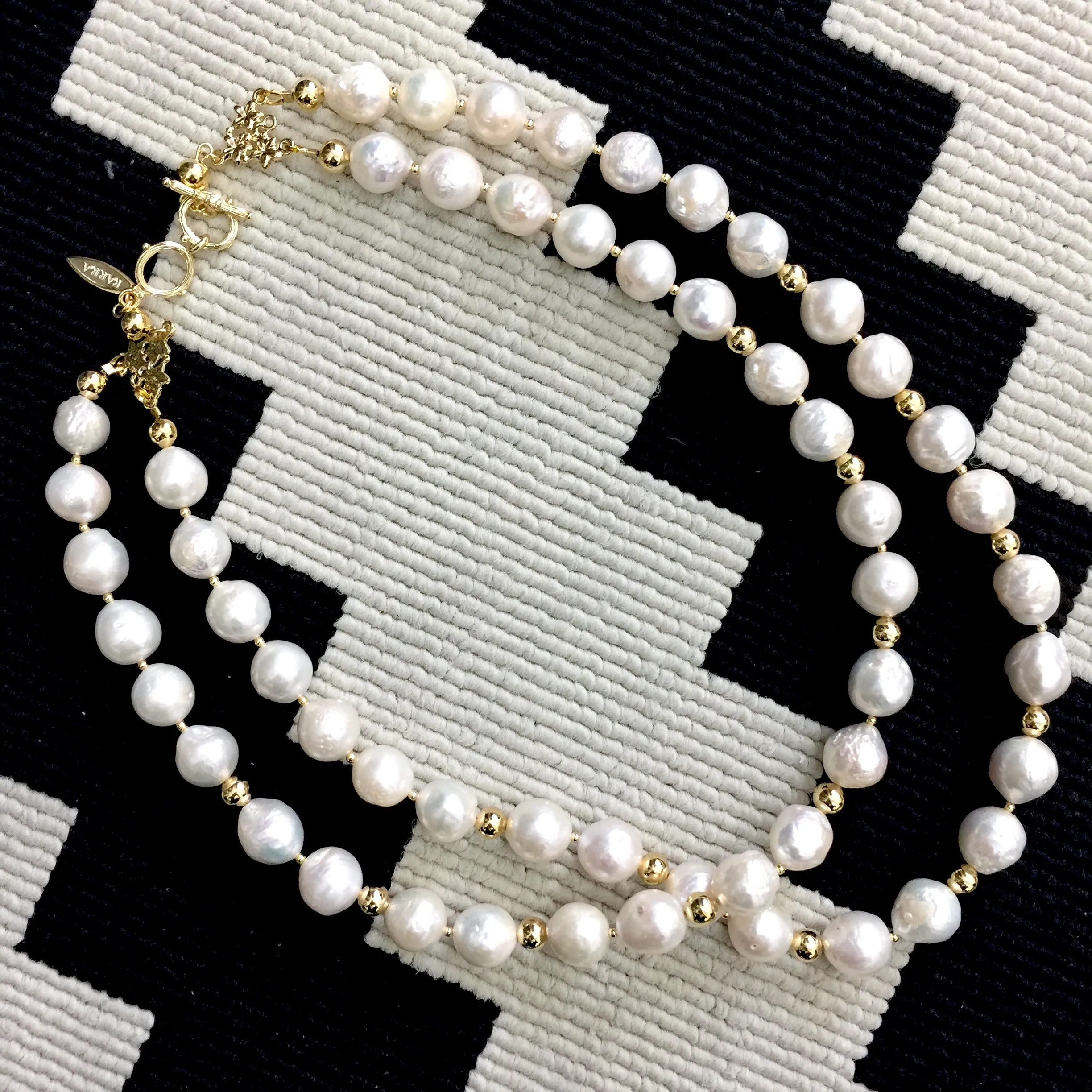 Irregular double layers white Freshwater pearls necklace IN013