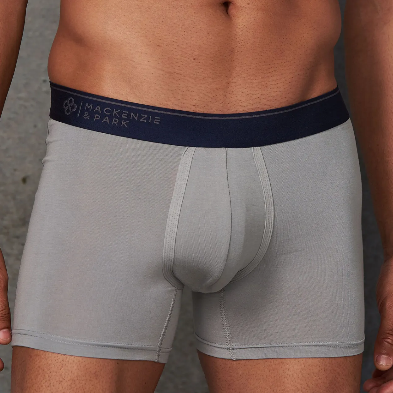 Pocket Mesh Pouch Trunk