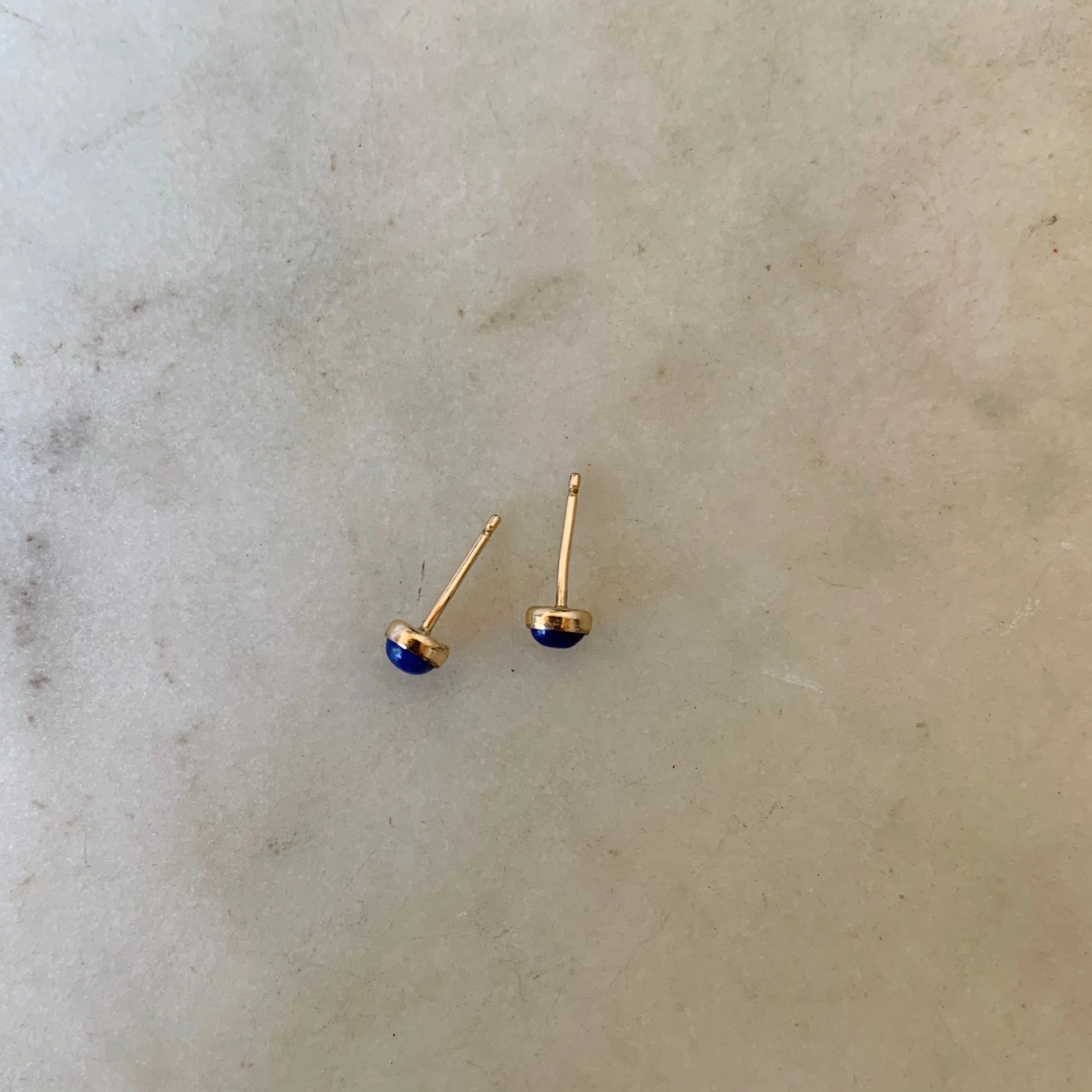 STUDS — LAPIS